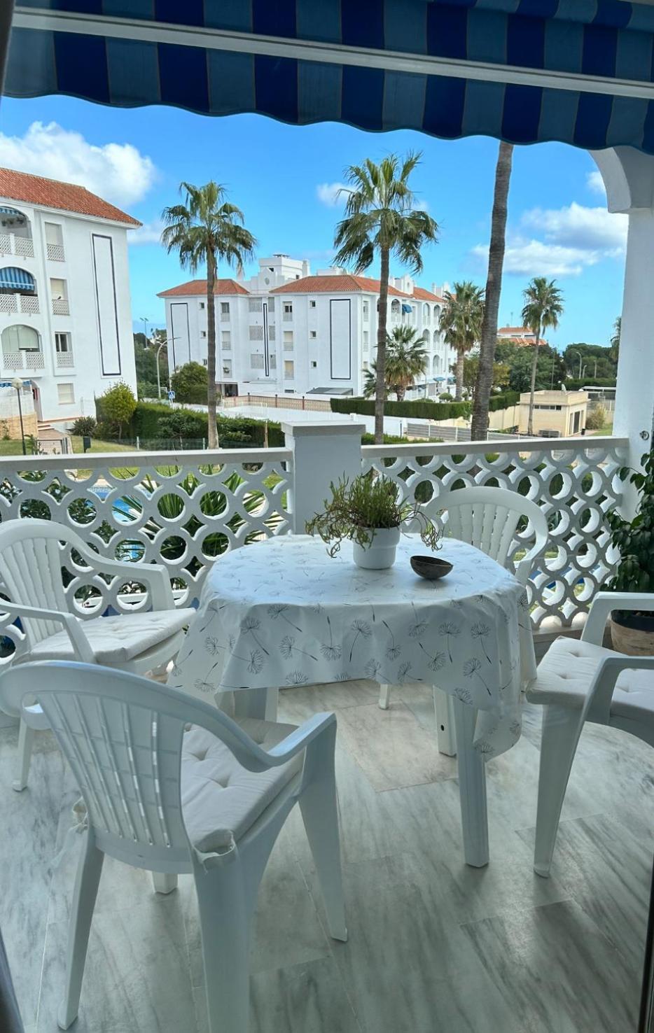 Family Apartment, Apartamento
